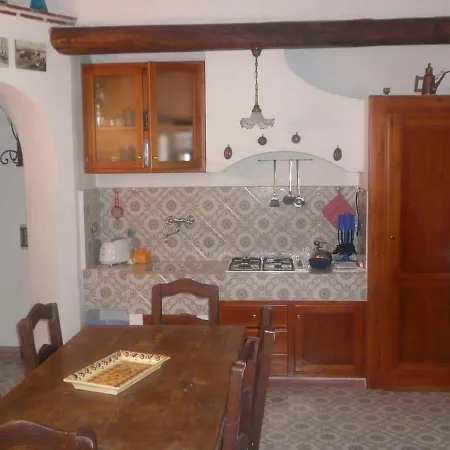 Sleeps 6 Pool Wifi