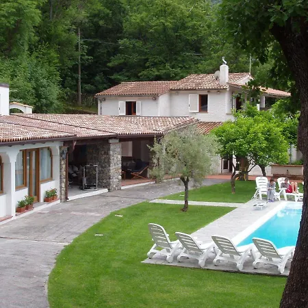 Villa Sleeps 6 Pool Wifi *