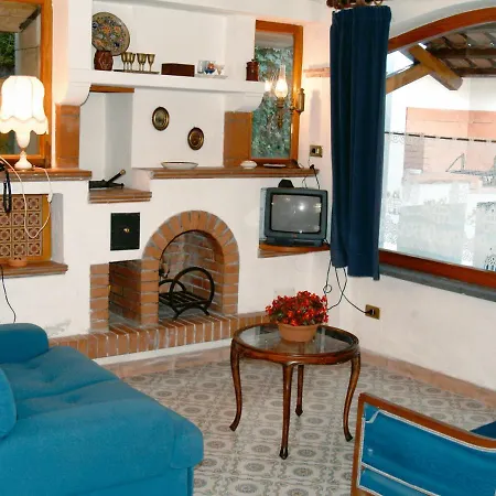 Villa Sleeps 6 Pool Wifi Maratea