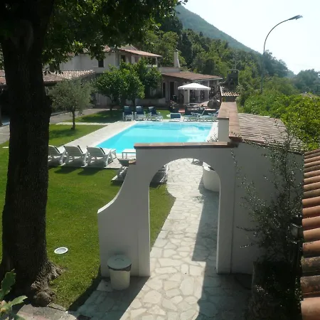 Sleeps 6 Pool Wifi *